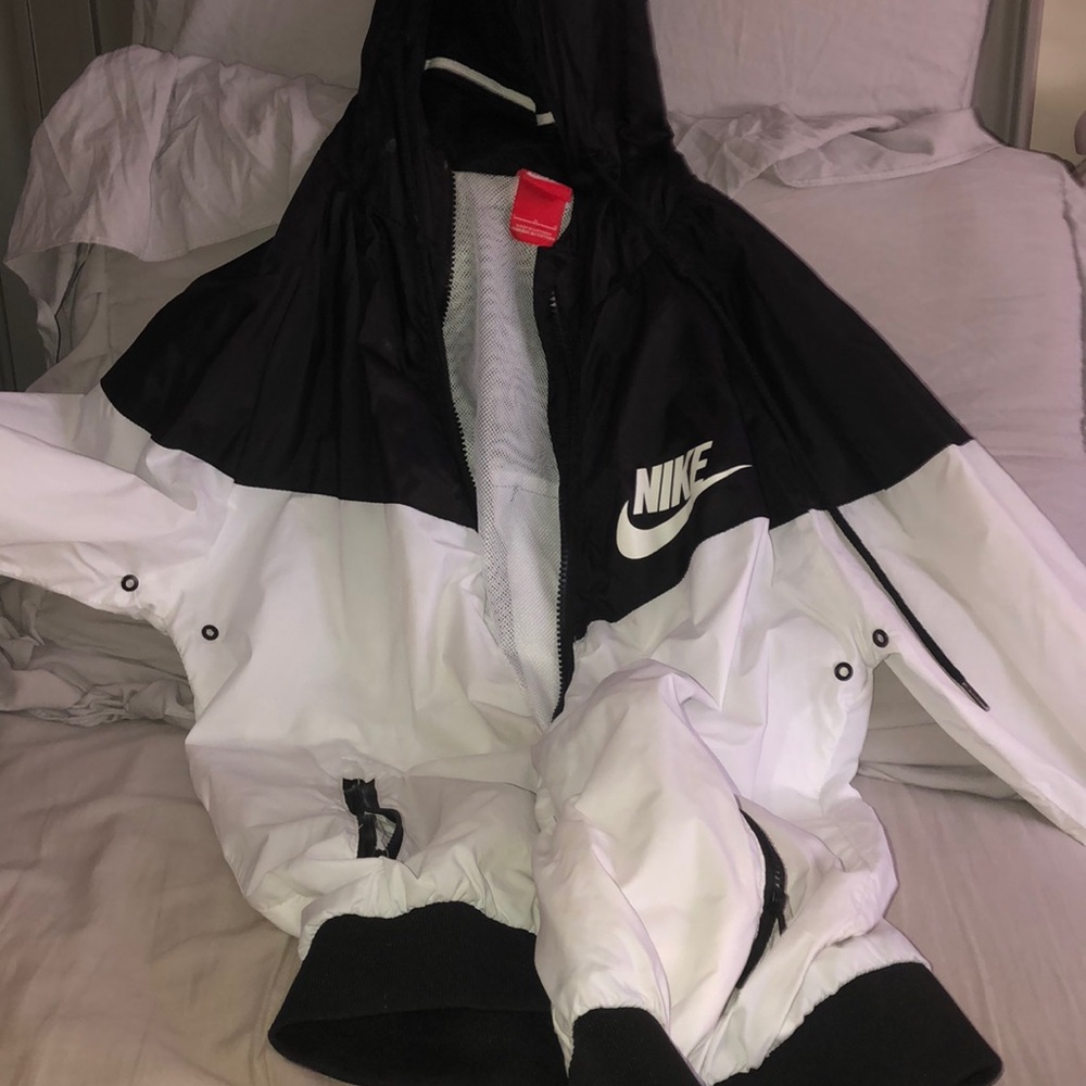 Nike windbreaker